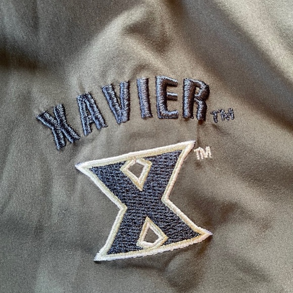 #273 Xavier Musketeers full zip up front fleece. Great condition!!! Represent!!! - Picture 8 of 12
